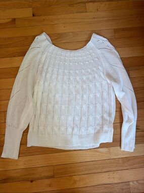White Women's Knit Sweater - Classic Cable Crew